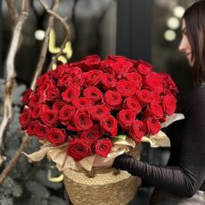 Композиция №130, (Ред Наоми, 51шт+корзина)