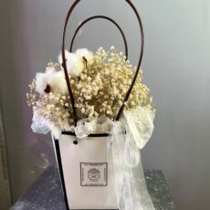 Композиция из гипсофилы 30*16см, в сумочке