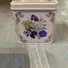 Шкатулка (металл) 8*8см
